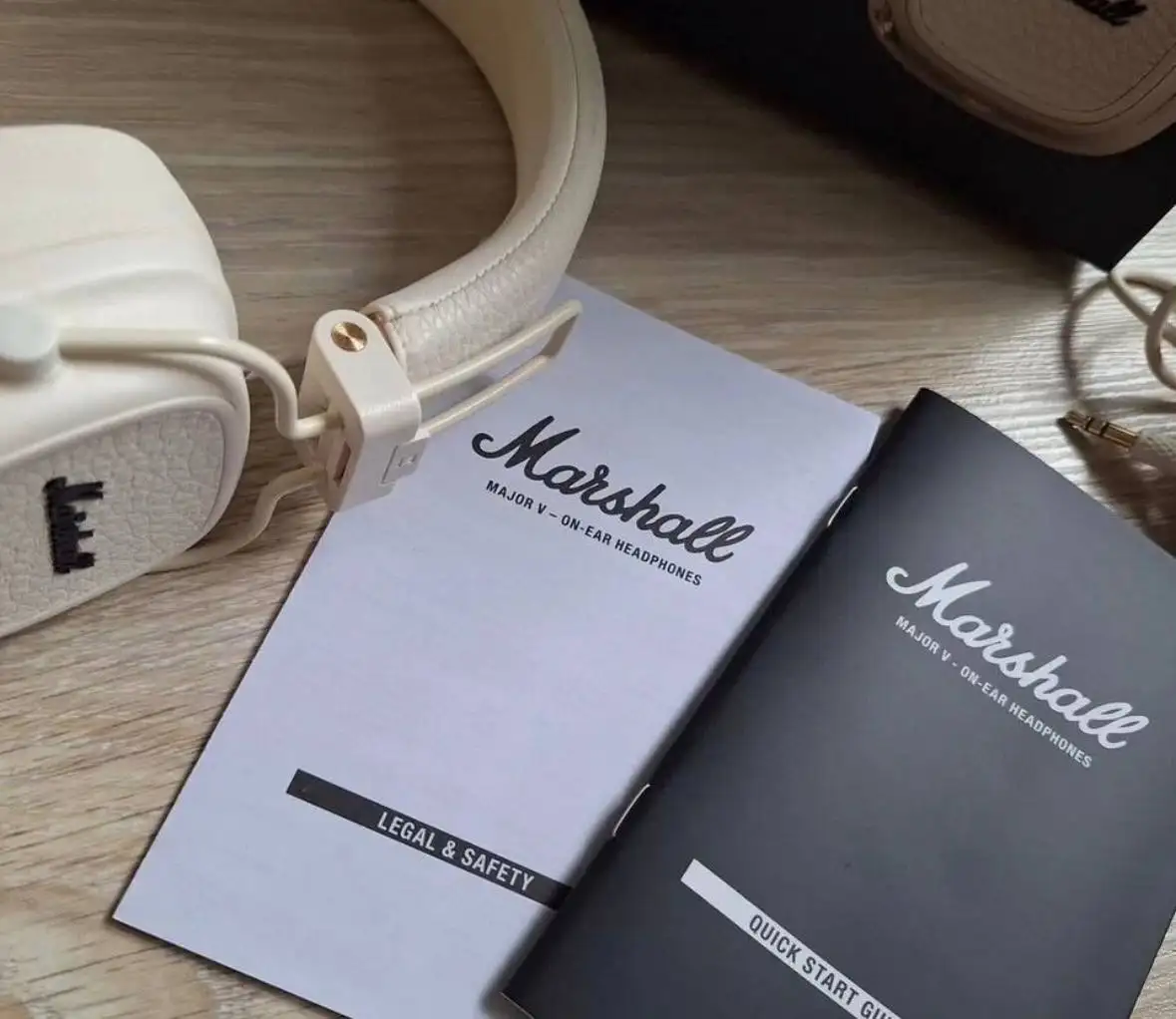 Наушники Marshall Major 5 бежевые и черные новые - Наушники (Электроника) в Чебоксары