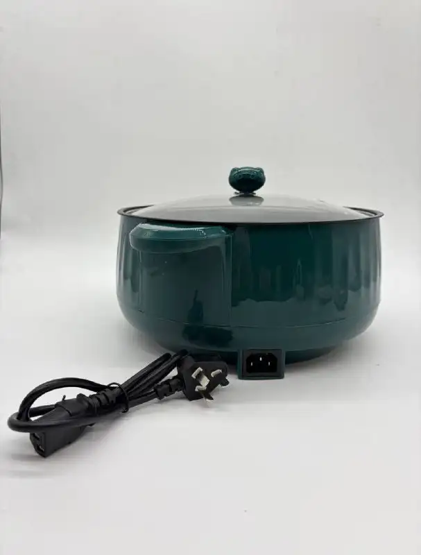 Продажа электрической кастрюли, кед на колесиках и других товаров - Барахолка в Чебоксары