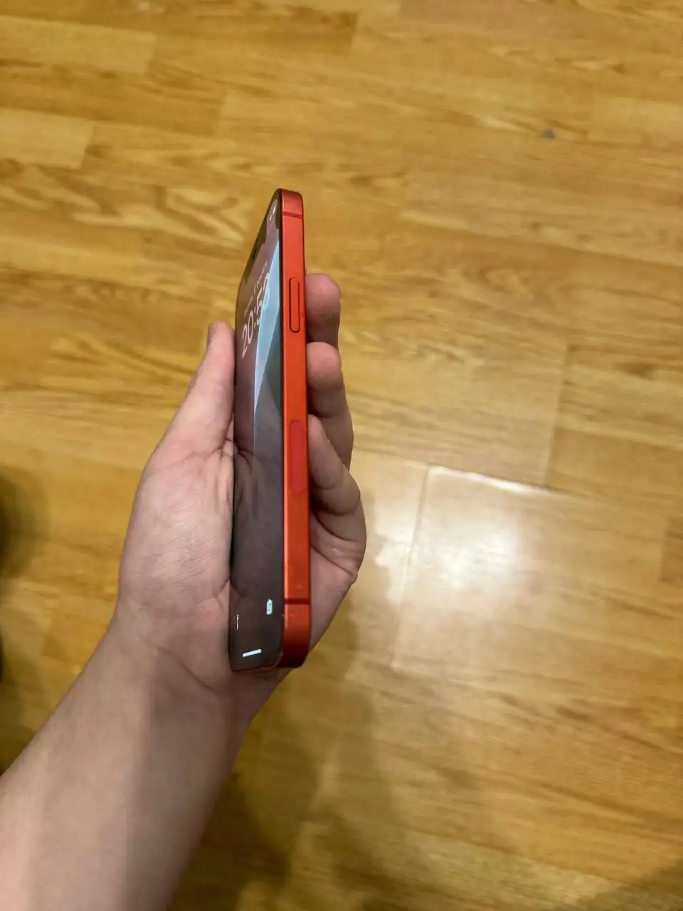 iPhone 12 128 GB Product Red с потёками под стеклом - Смартфоны и телефоны (Электроника) в Чебоксары