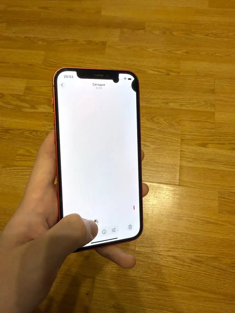 iPhone 12 128 GB Product Red с потёками под стеклом - Смартфоны и телефоны (Электроника) в Чебоксары