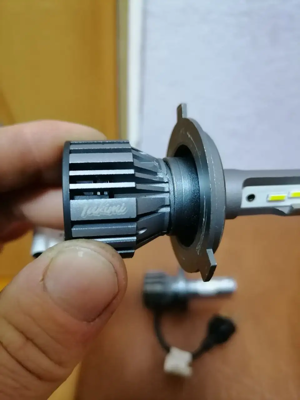 Продажа светодиодных лампочек H4 Takimi - Барахолка в Чебоксары