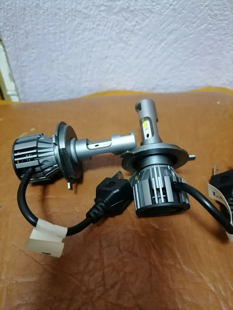 Продажа светодиодных лампочек H4 Takimi - Барахолка в Чебоксары