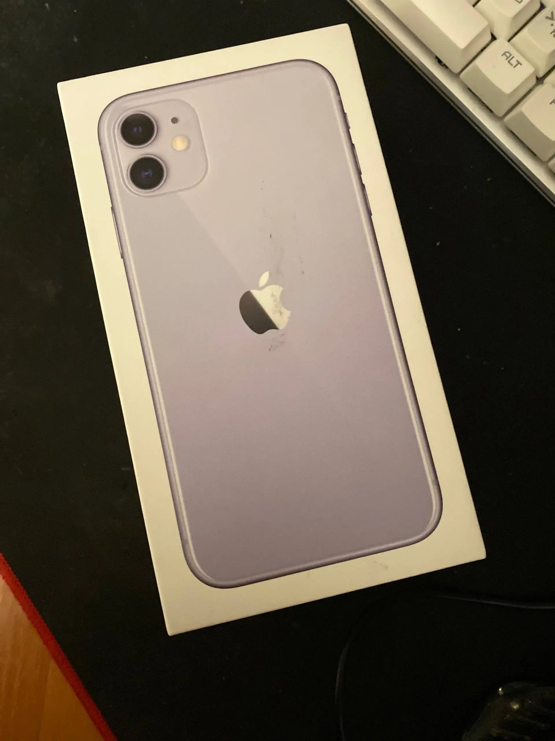 Продажа Apple iPhone 11 128 ГБ фиолетовый - Смартфоны (Электроника) в Чебоксары