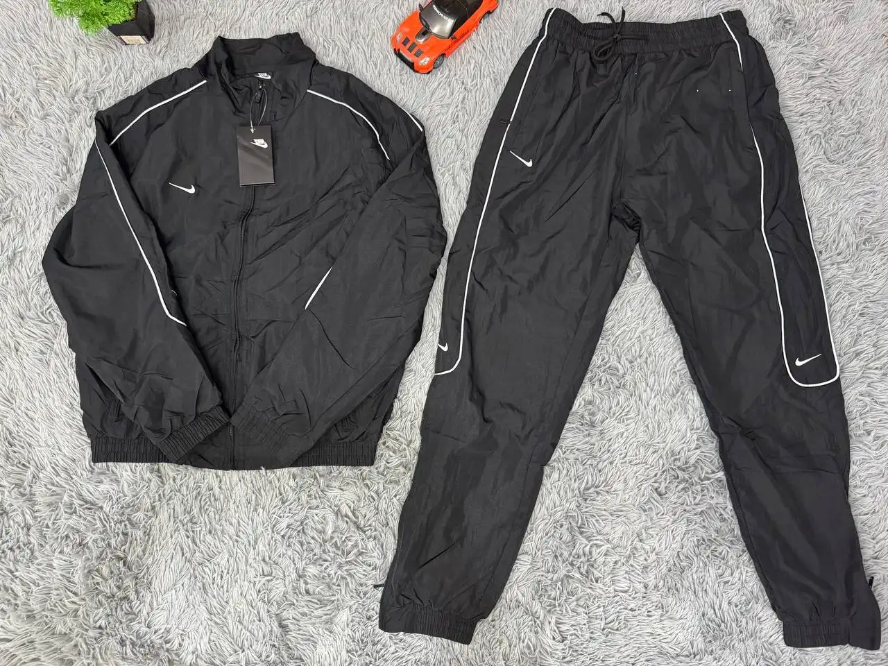 Новые вещи с бирками на весну: куртки, жилетки, спортивные костюмы - Одежда (Барахолка) в Чебоксары