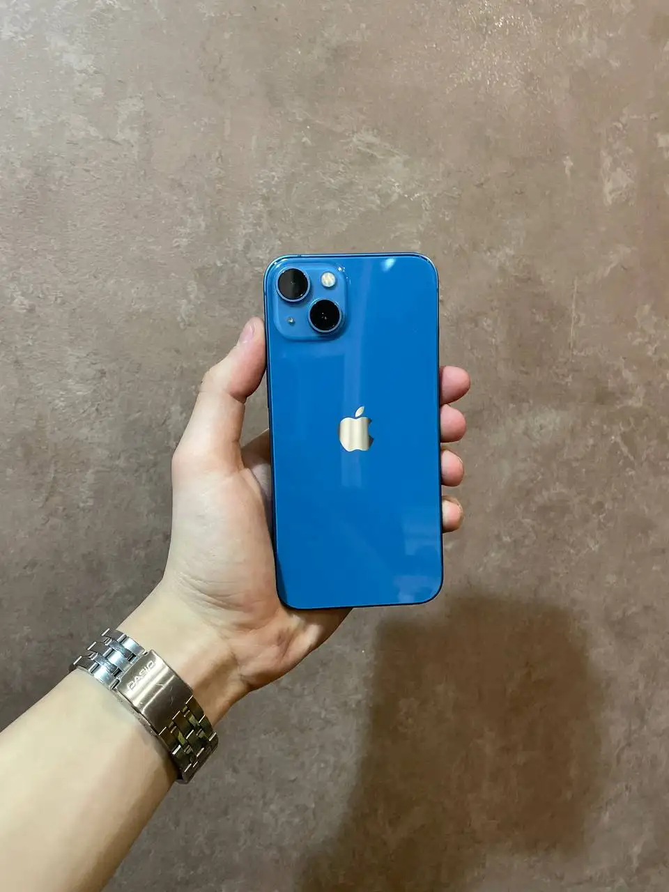 iPhone 13 128 ГБ синий - Смартфоны (Электроника) в Чебоксары