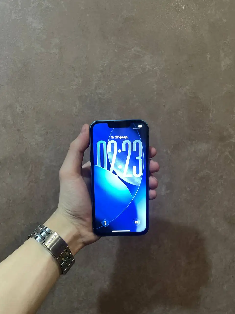 iPhone 13 128 ГБ синий - Смартфоны (Электроника) в Чебоксары