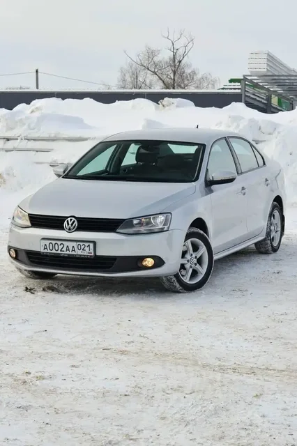 Volkswagen Jetta 2013 года, автомат - Авто в Канаш