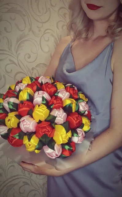 Продажа букетиков тюльпанов и бабочек - частное объявление в Чебоксары