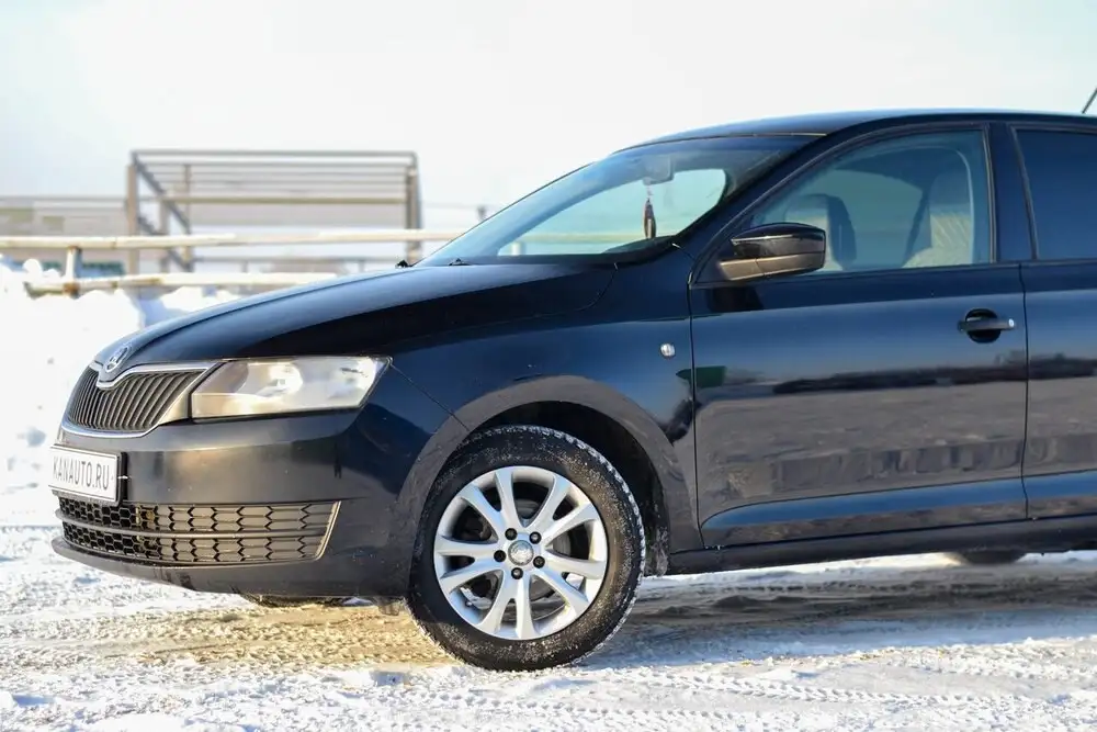 Skoda Rapid 2016 г.в., механика, 1.6, в отличном состоянии - Легковые автомобили (Авто) в Канаш