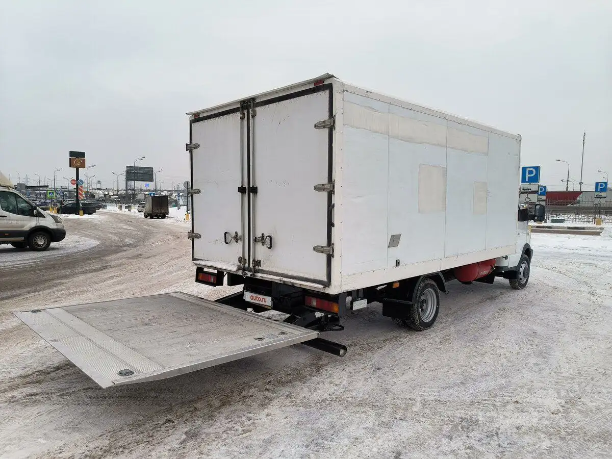 Перевозка двигателя грузотакси с подъемной платформой - Грузоперевозки (Услуги) в Чебоксары