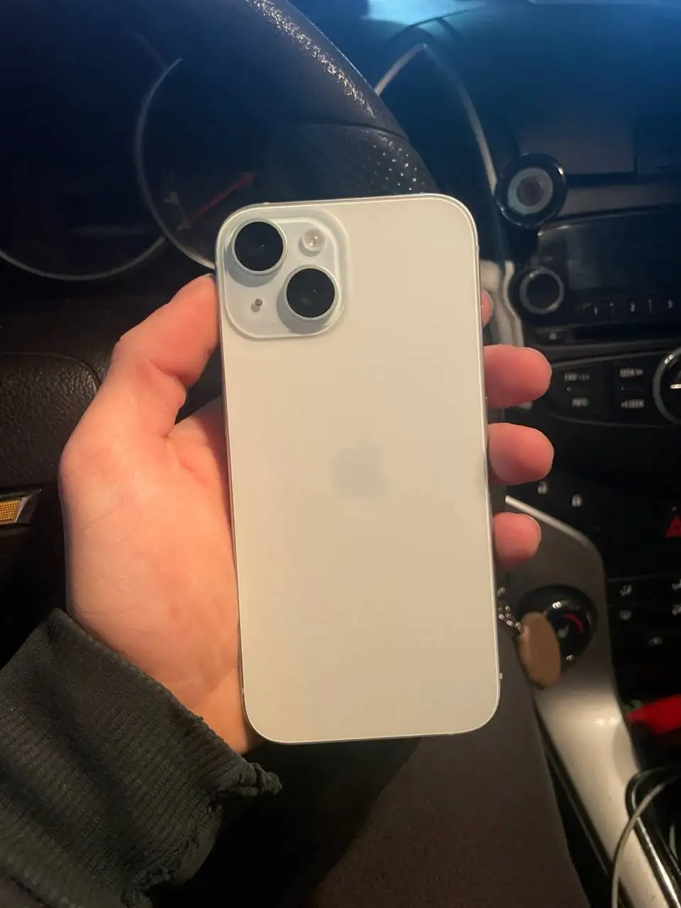 Продажа нового iPhone 15 128 ГБ - Смартфоны (Электроника) в Чебоксары