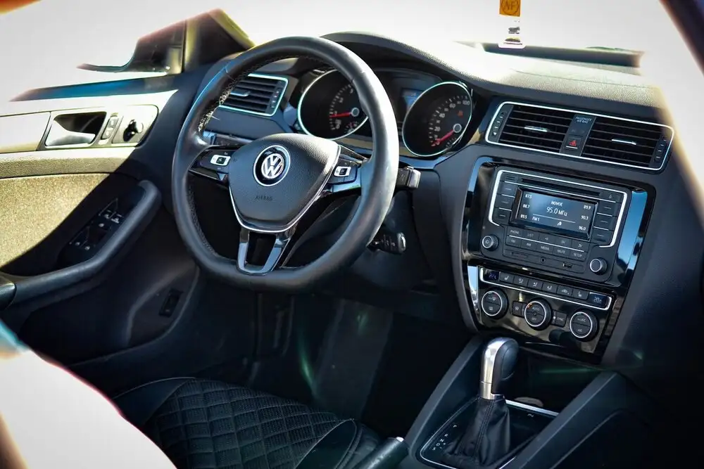 Volkswagen Jetta 2016 года - Авто в Канаш