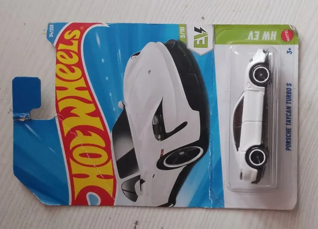 Продажа машинок Hotwheels - Спорттовары в Чебоксары