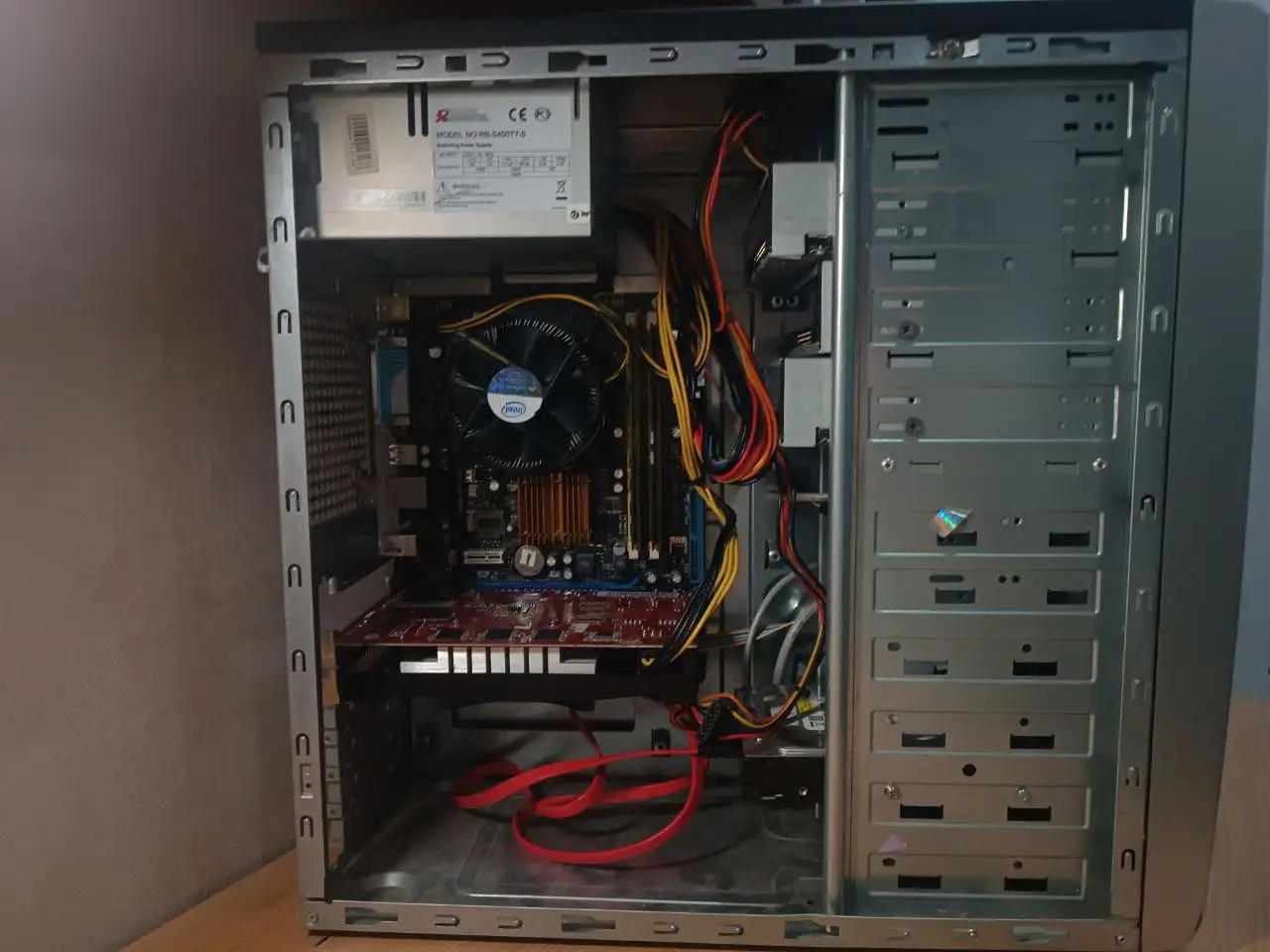 Продается компьютер Intel E8400 с видеокартой GTS 450 - Компьютеры (Электроника) в Чебоксары