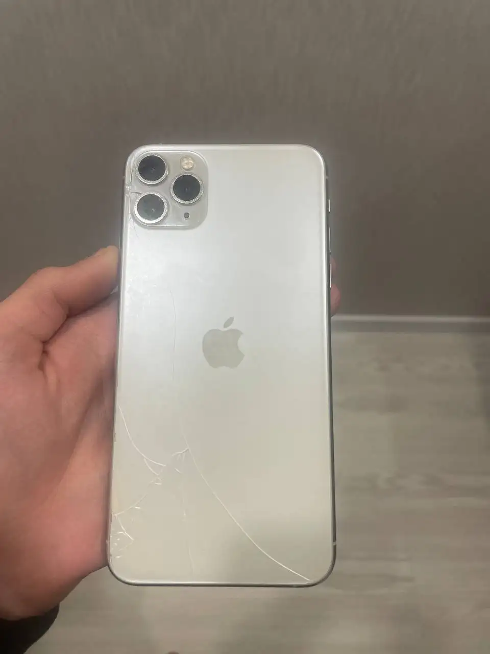 iPhone 11 Pro Max 256GB - Смартфоны (Электроника) в Чебоксары