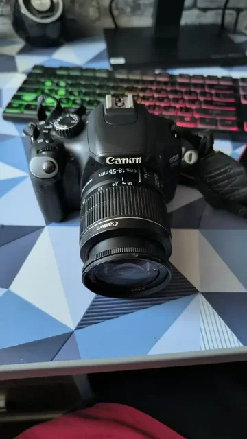 Продажа зеркального фотоаппарата Canon 550D - Фототехника в Чебоксары