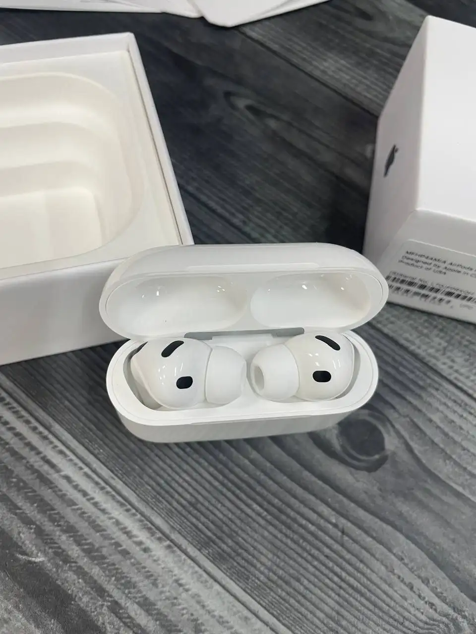 Apple AirPods Pro 3 с ANC и беспроводной зарядкой - Наушники (Электроника) в Чебоксары