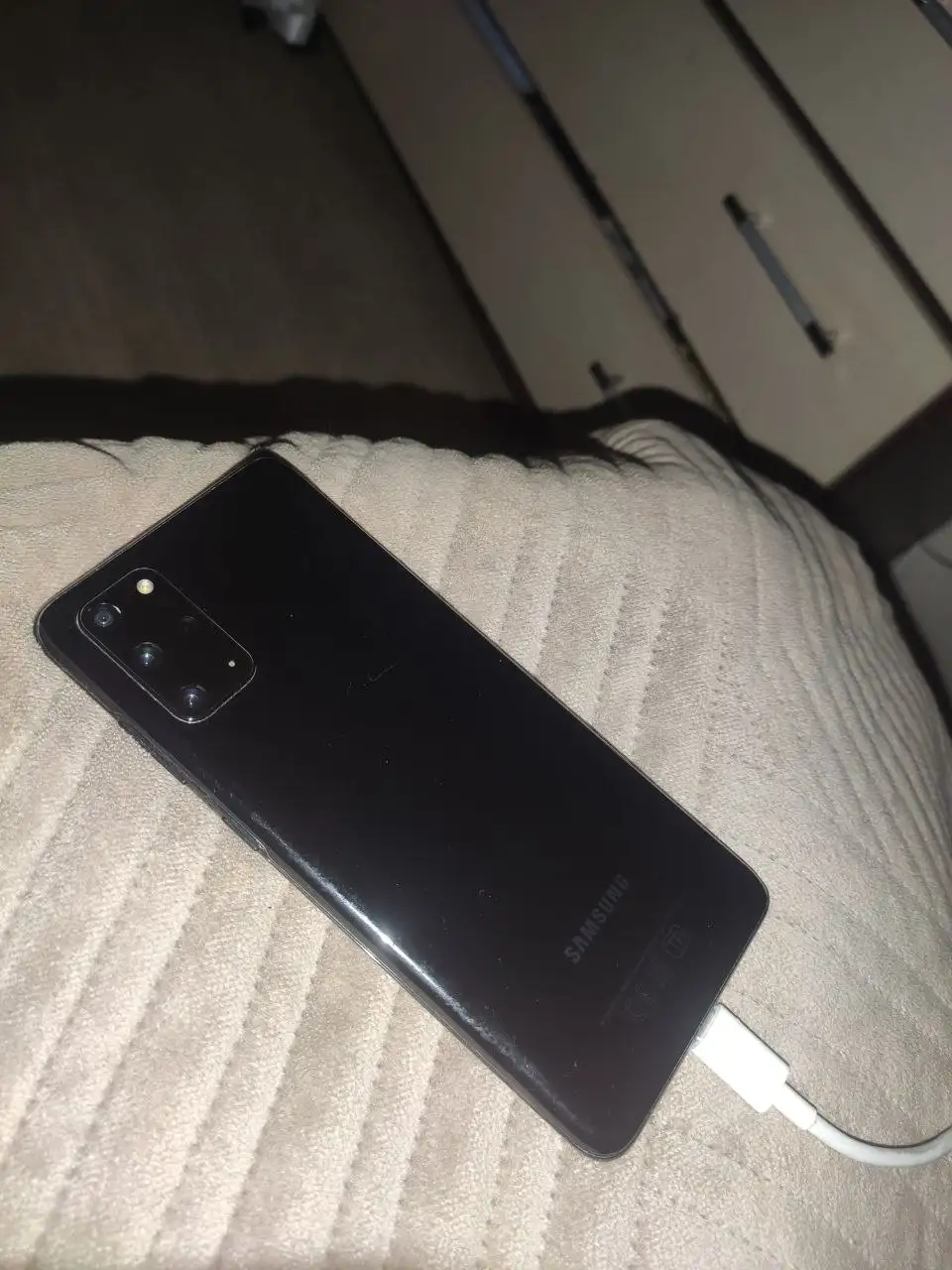 Обмен смартфонов Samsung S20+ и Xiaomi Mi 9 - Смартфоны (Электроника) в Чебоксары