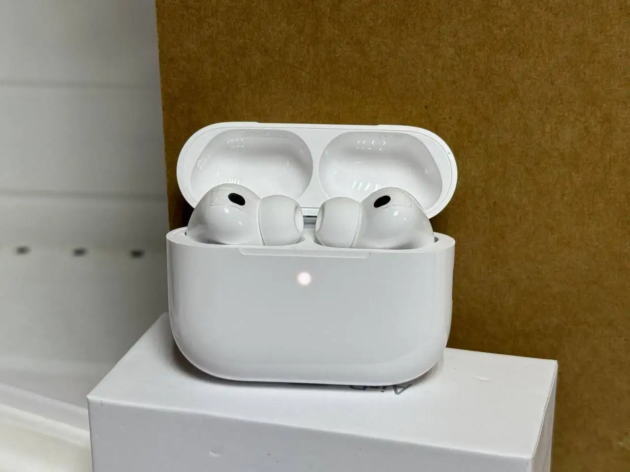 Продажа наушников Apple AirPods Pro 3 (4 пары в наличии) - Аудиотехника (Электроника) в Чебоксары