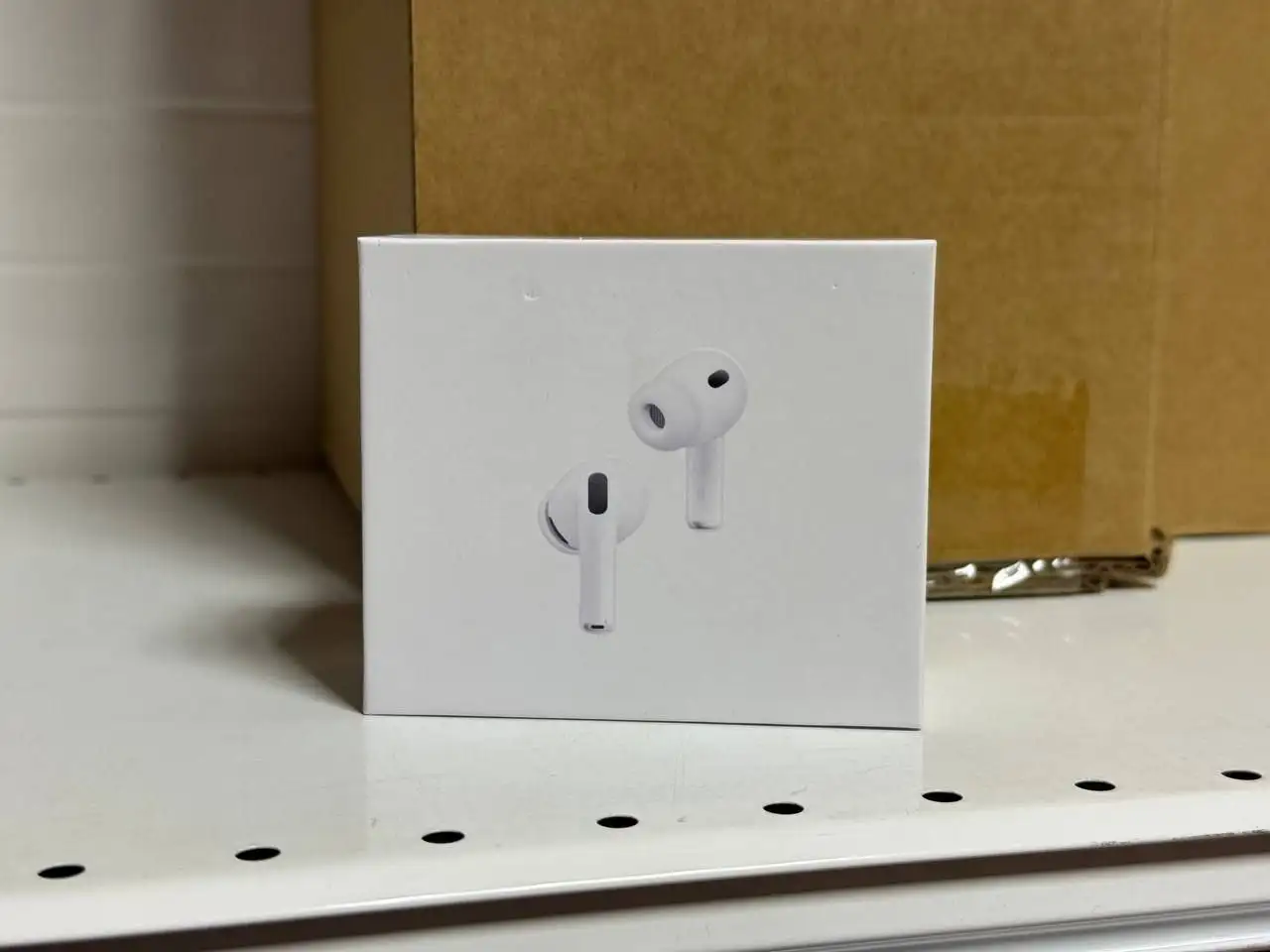 Продажа наушников Apple AirPods Pro 3 (4 пары в наличии) - Аудиотехника (Электроника) в Чебоксары