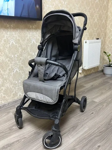 Прогулочная коляска с аксессуарами - Товары для детей в Чебоксары