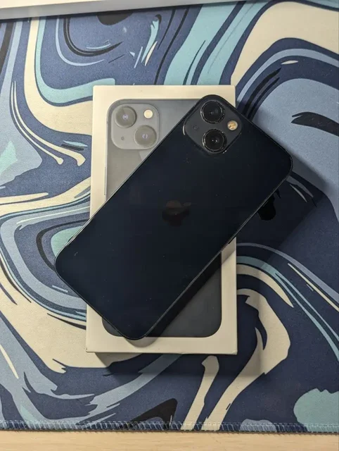 Продам iPhone 13 128ГБ - Электроника в Чебоксары