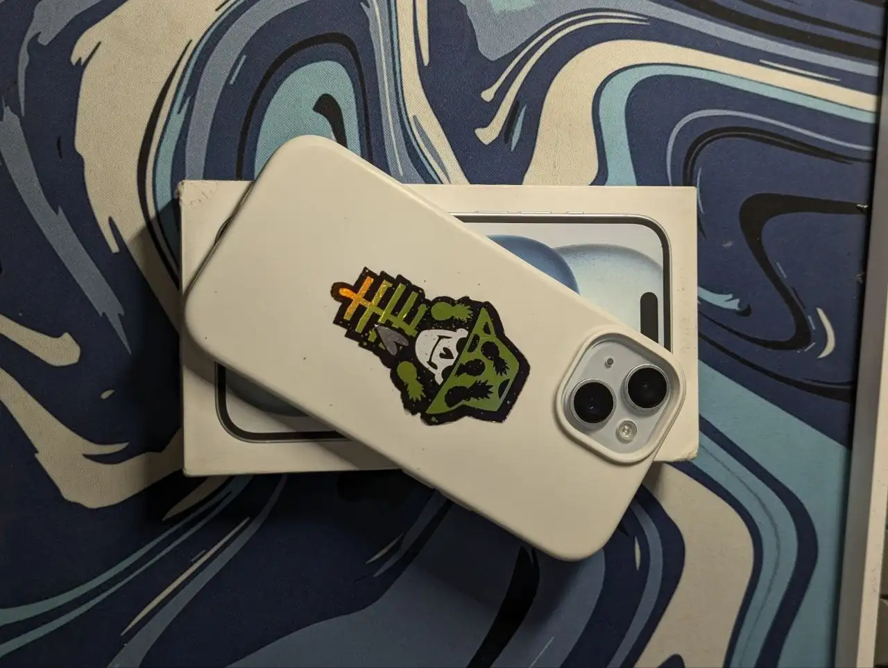 Продам iPhone 15 128 ГБ - Смартфоны (Электроника) в Чебоксары