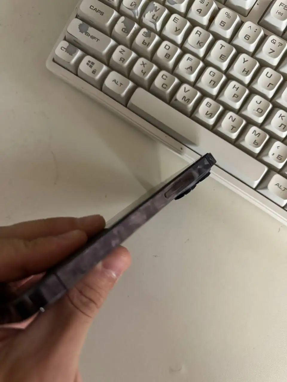 Продам iPhone 14 Pro - Смартфоны (Электроника) в Чебоксары