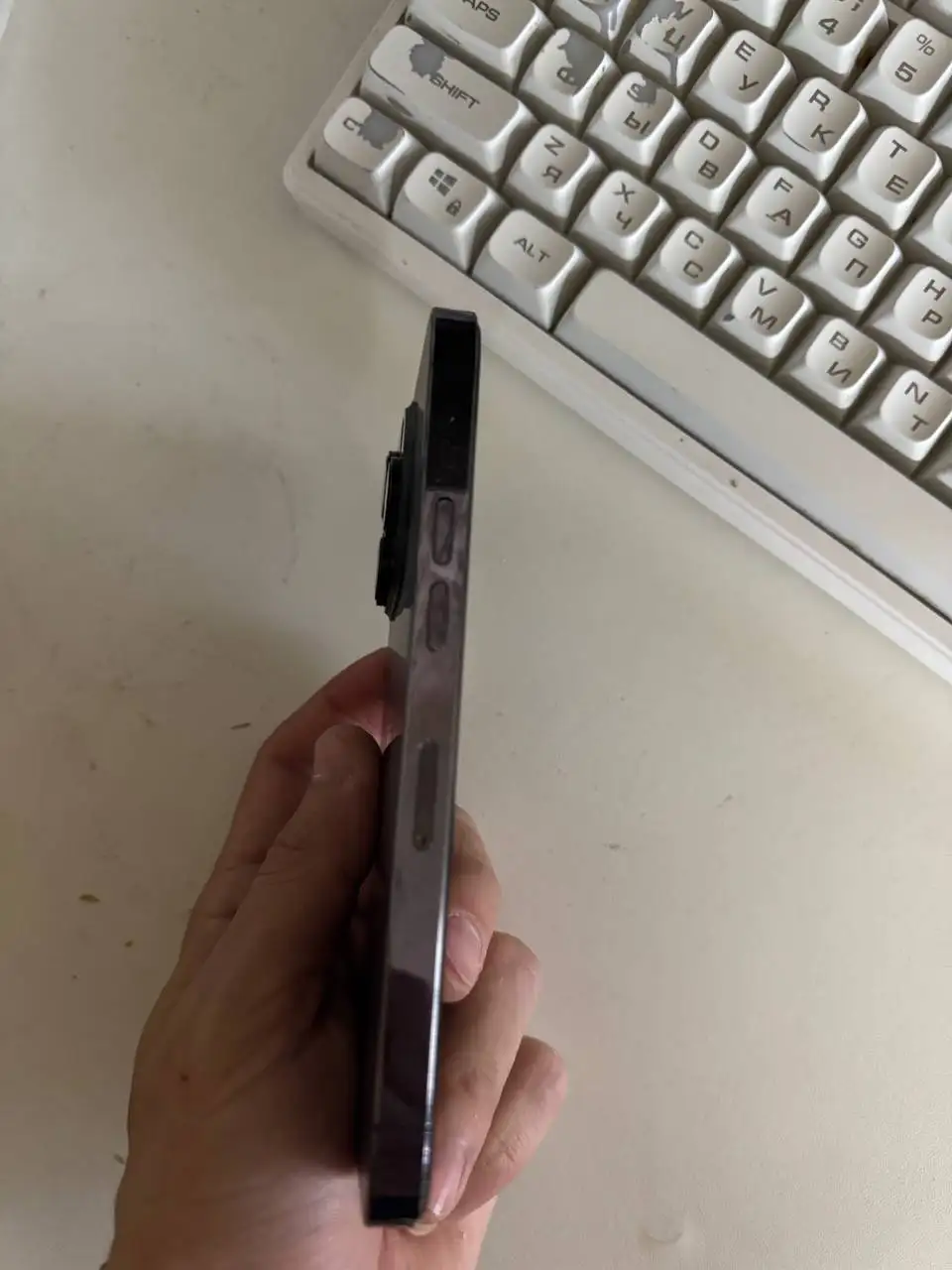 Продам iPhone 14 Pro - Смартфоны (Электроника) в Чебоксары