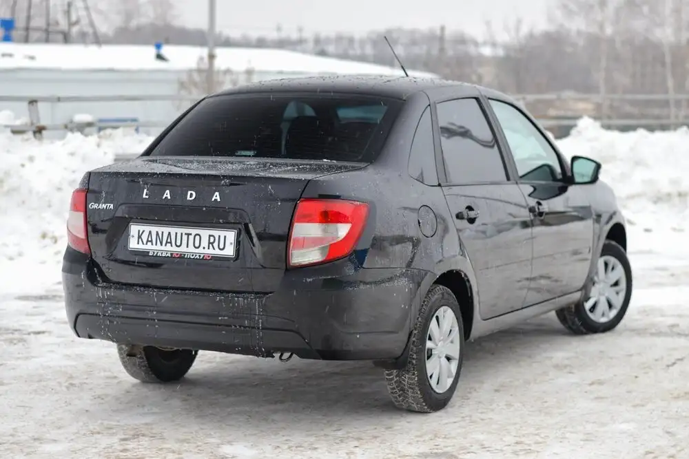 Lada Granta 2024 года, 1.6 механика, 1 владелец - Легковые автомобили (Авто) в Канаш