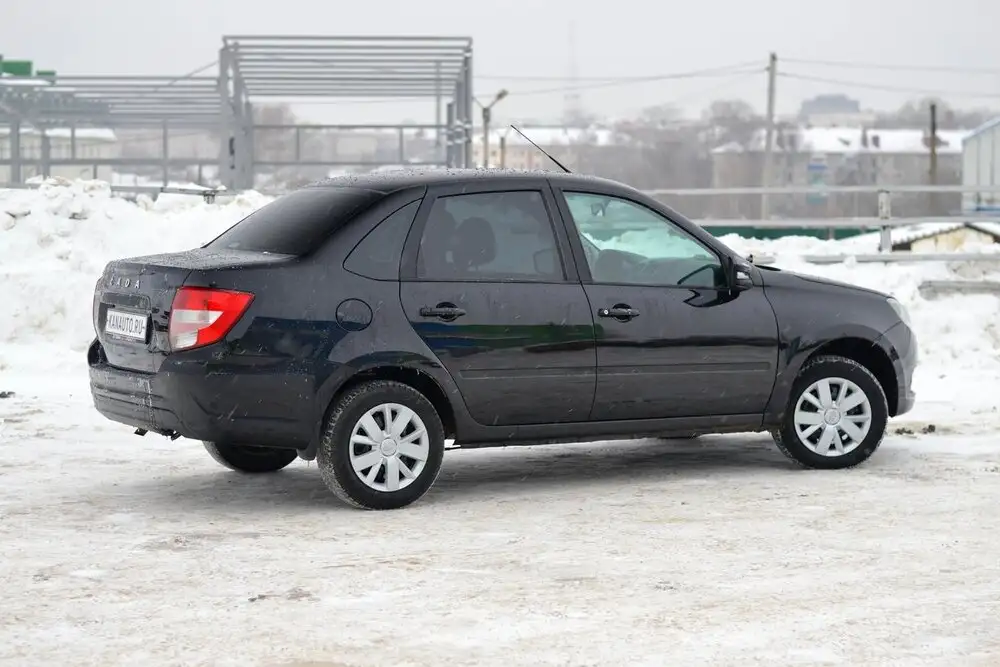 Lada Granta 2024 года, 1.6 механика, 1 владелец - Легковые автомобили (Авто) в Канаш