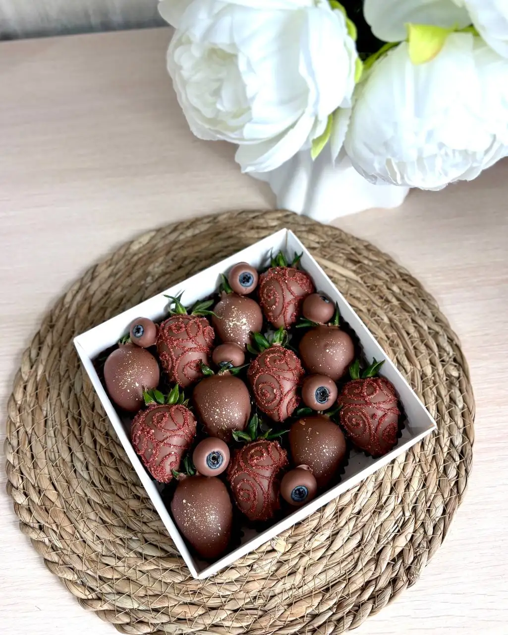 Набор клубники и голубики в шоколаде - Продукты питания (Барахолка) в Чебоксары