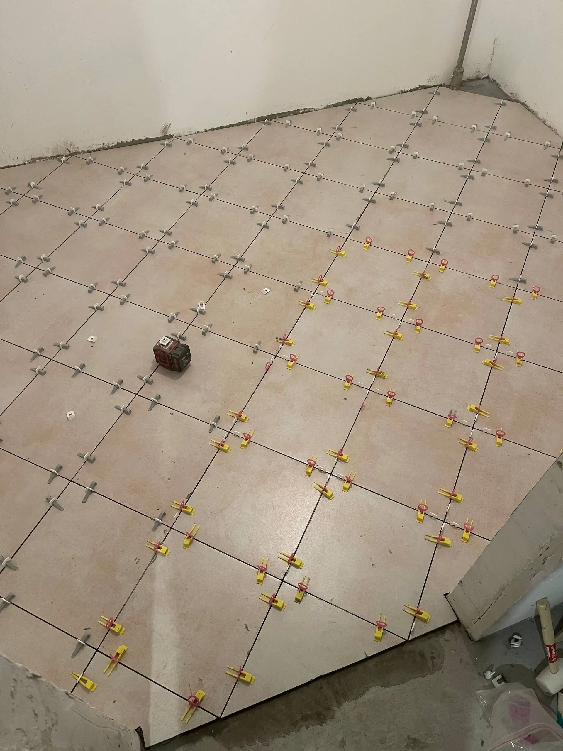 Укладка плитки - Ремонт и строительство (Услуги) в Чебоксары