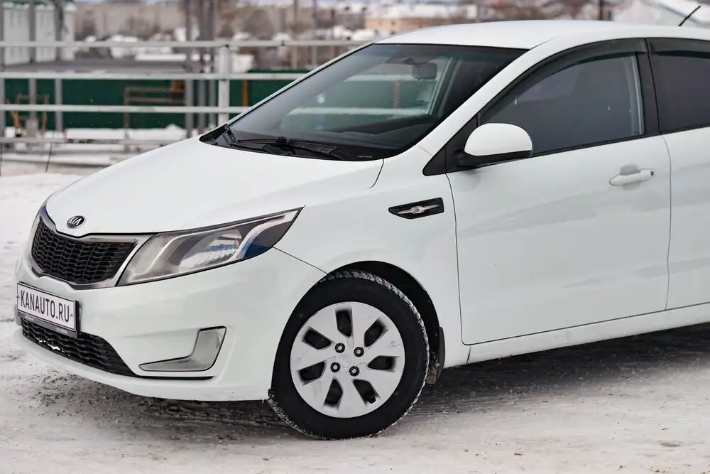 Kia Rio 2014 г.в. в кредит или за наличный расчет - Легковые автомобили (Авто) в Канаш