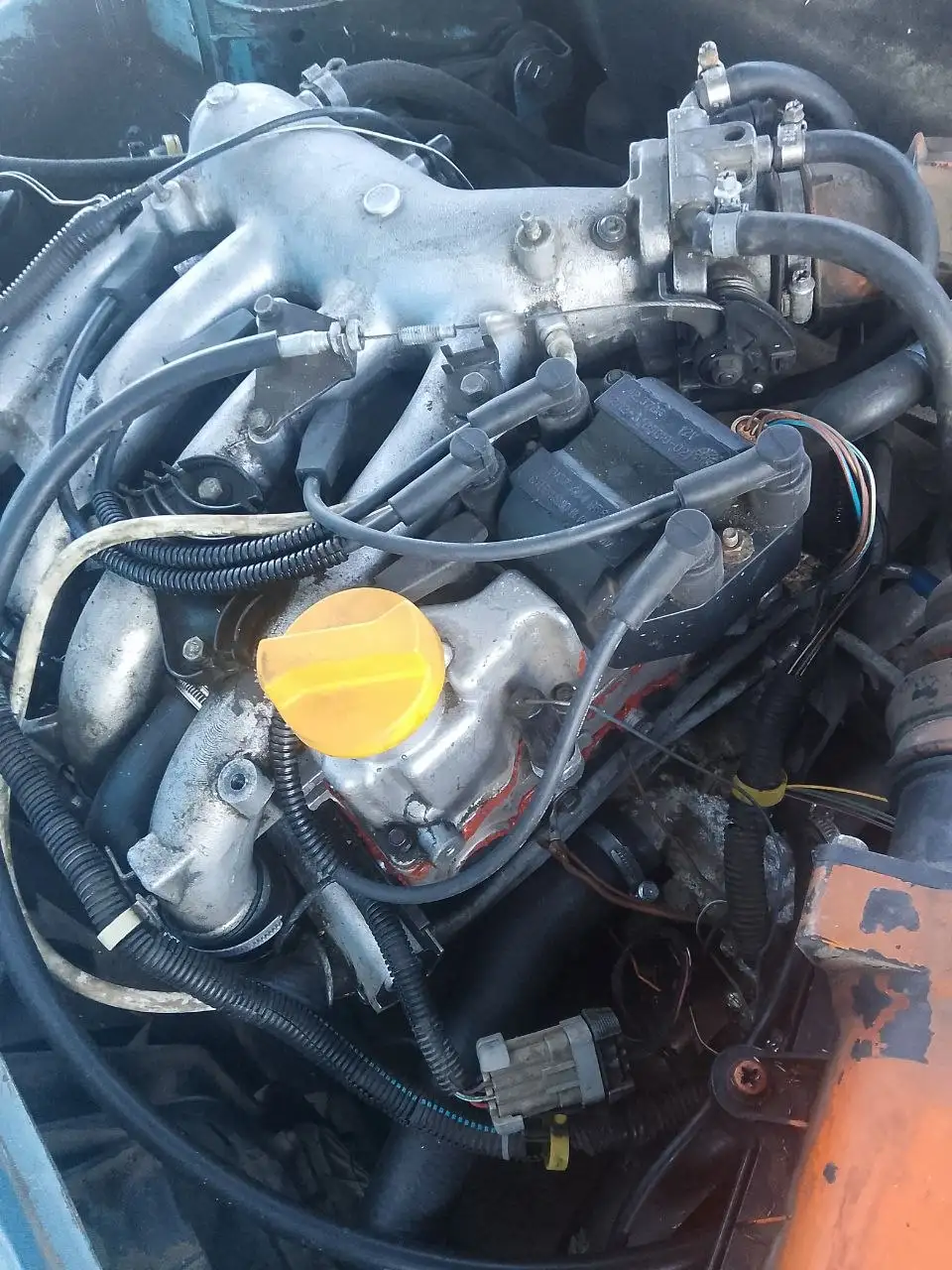 Продажа ВАЗ 2110 2002 года на запчасти - Запчасти (Авто) в Канаш