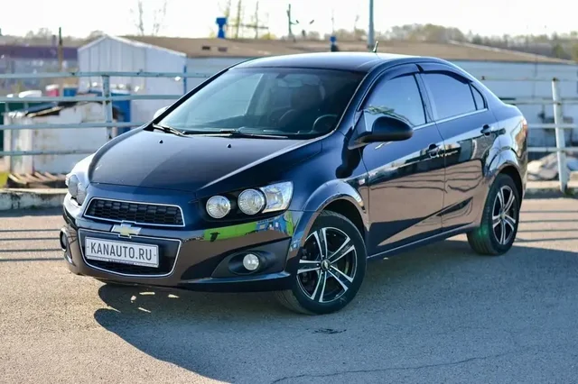 Chevrolet Aveo 2014 года в Канаше в кредит - Микроавтобусы в Канаш