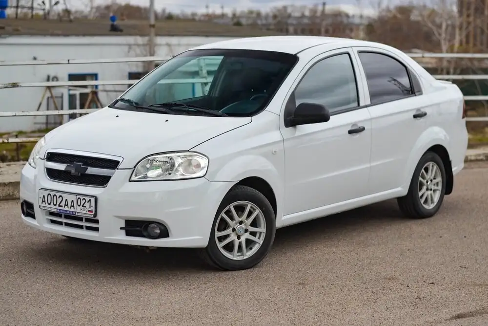 Chevrolet Aveo 2011 - Легковые автомобили (Авто) в Канаш