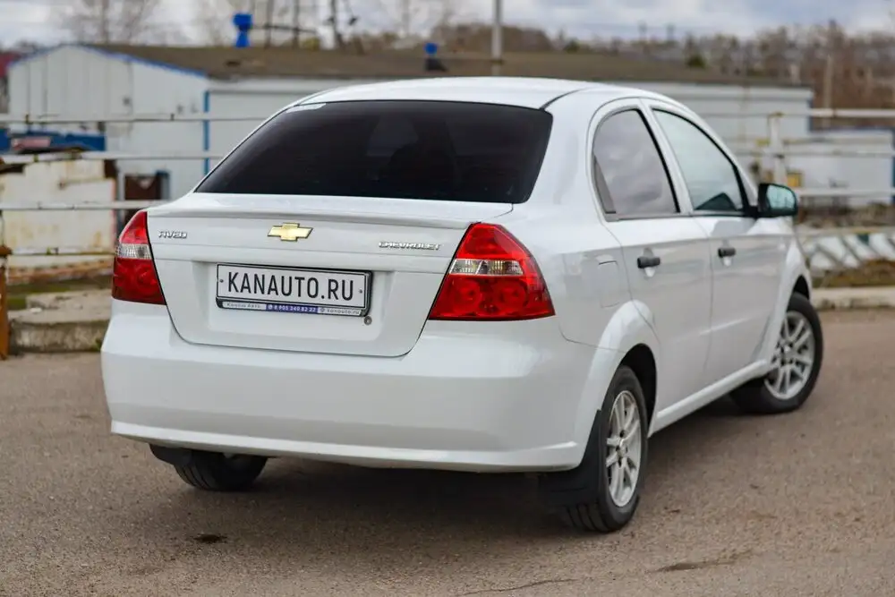 Chevrolet Aveo 2011 - Легковые автомобили (Авто) в Канаш