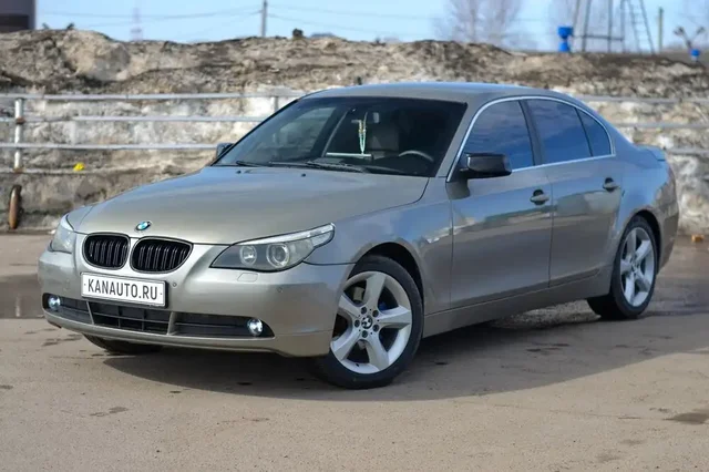 BMW 5 Series (2003, 2.2L) в кредит - Volkswagen Polo в Канаш