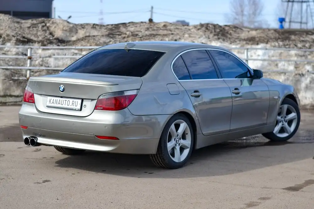 BMW 5 Series (2003, 2.2L) в кредит - Легковые автомобили (Авто) в Канаш