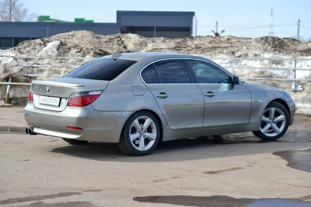 BMW 5 Series (2003, 2.2L) в кредит - Легковые автомобили (Авто) в Канаш