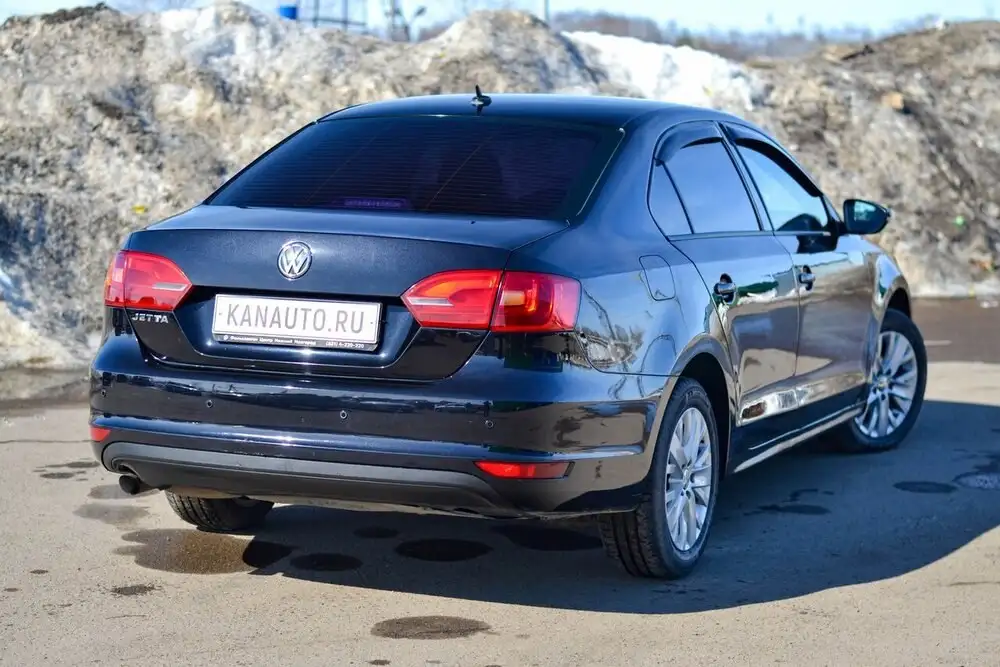 Volkswagen Jetta 2014, 1.6 автомат - Авто в Канаш