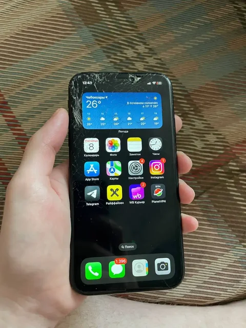 iPhone 128гб без Фейса - Наушники и гарнитуры в Чебоксары
