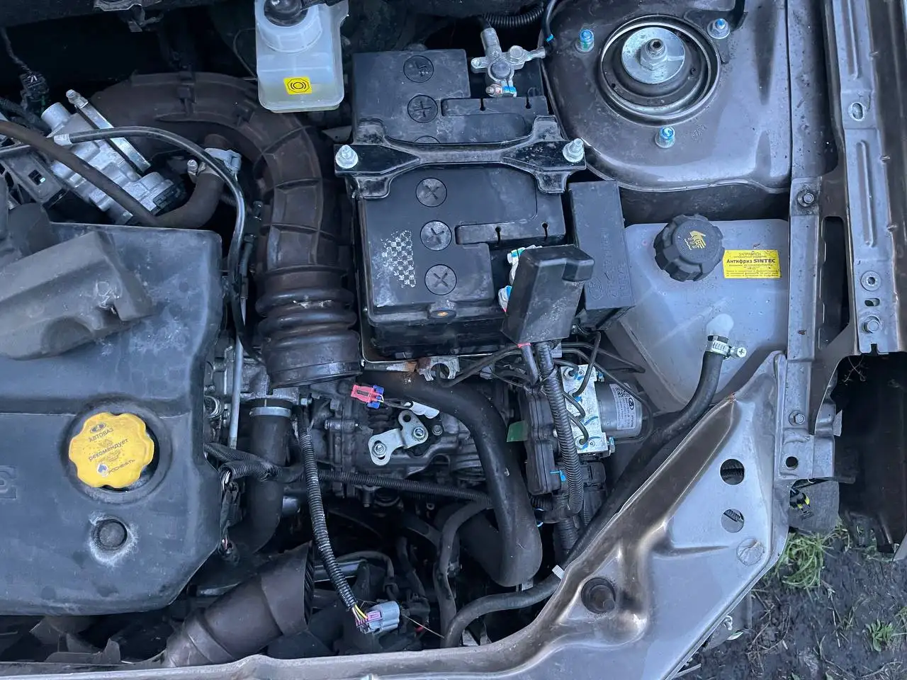 Двигатель и коробка 1.6 106hp AMT из Чебоксар - Запчасти и компоненты (Авто) в Чебоксары