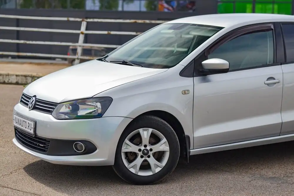 Volkswagen Polo 2011 - Volkswagen Polo (Авто) в Канаш