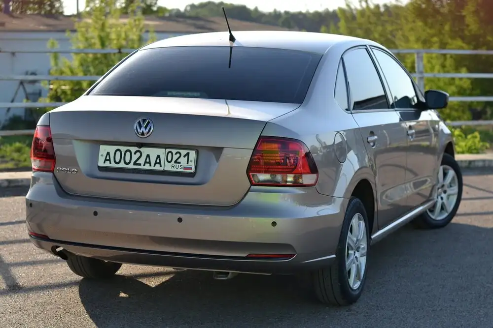 Volkswagen Polo 2016 - Легковые автомобили (Авто) в Канаш