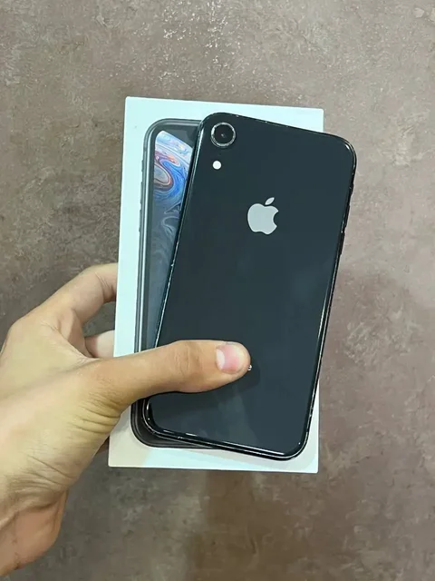 iPhone Xr 64 ГБ черный - Компьютерная техника в Чебоксары