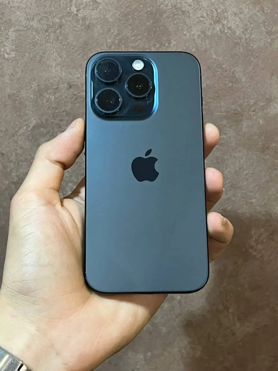 Продам iPhone 15 Pro 128 ГБ синий - Мобильные телефоны (Электроника) в Чебоксары
