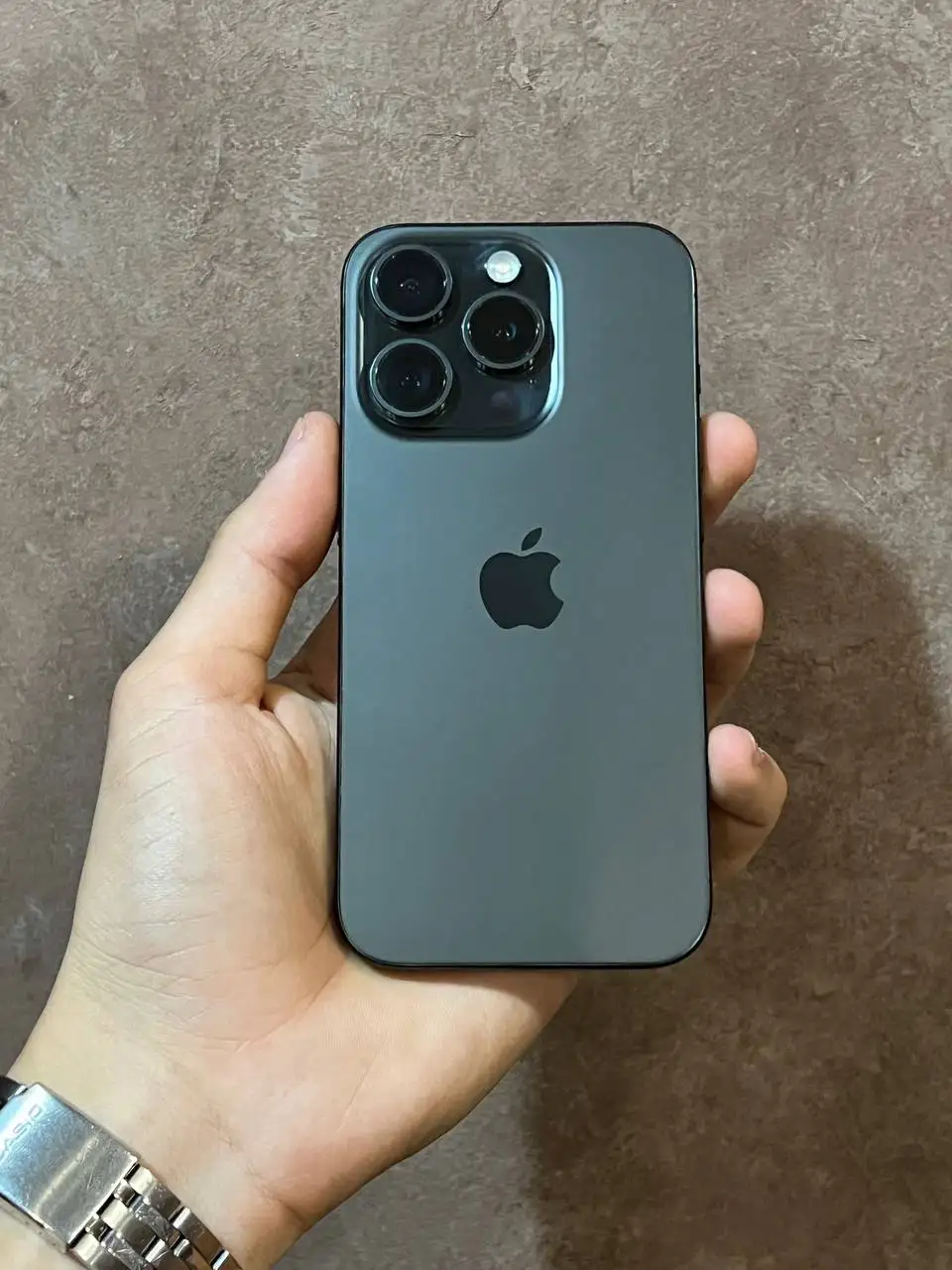 iPhone 15 Pro 128GB Черный - Смартфоны и аксессуары (Электроника) в Чебоксары