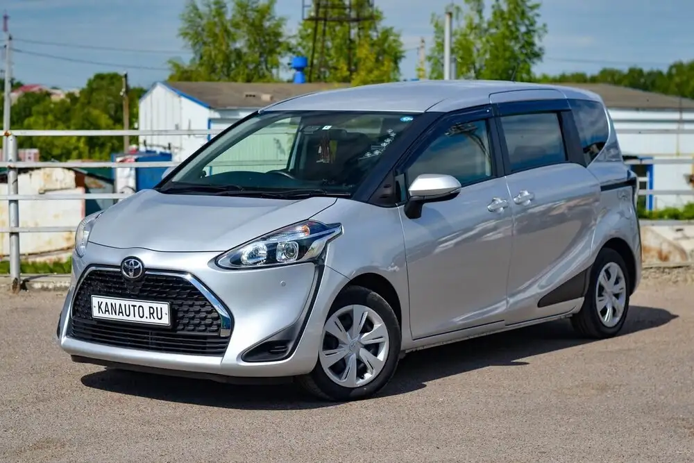 Toyota Sienta 2019 - Легковые автомобили (Авто) в Канаш